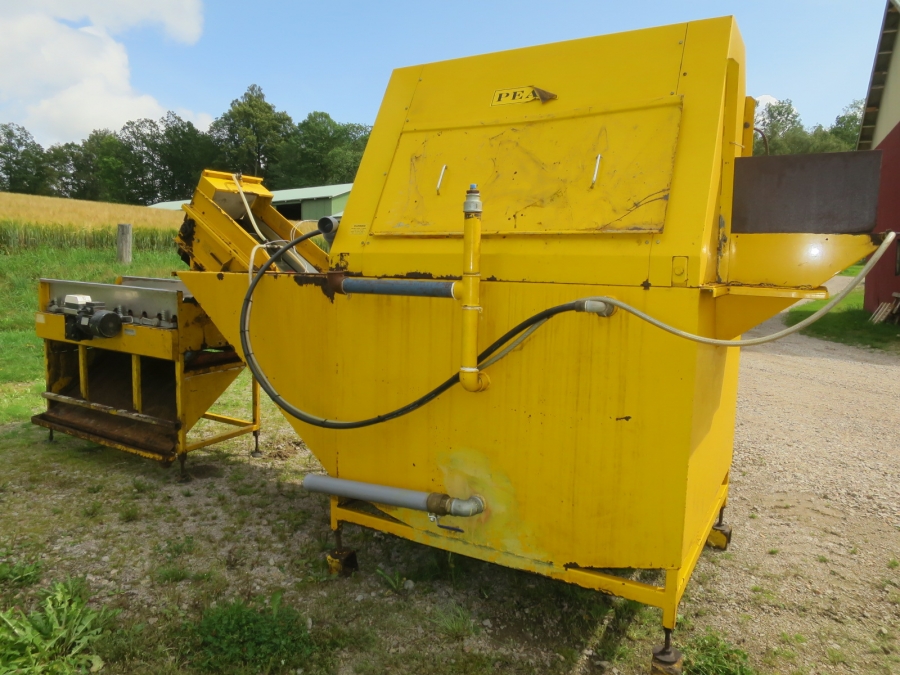 5111 Peal potato washer and felt drier table
