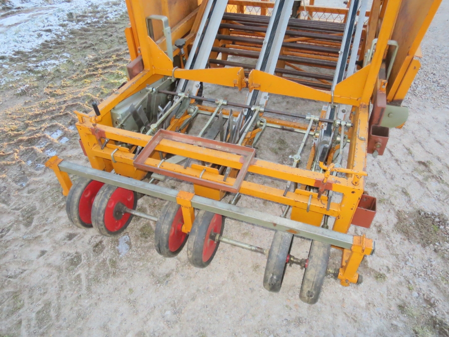 5133 Regero Pflanzmaschine 3 Reihen