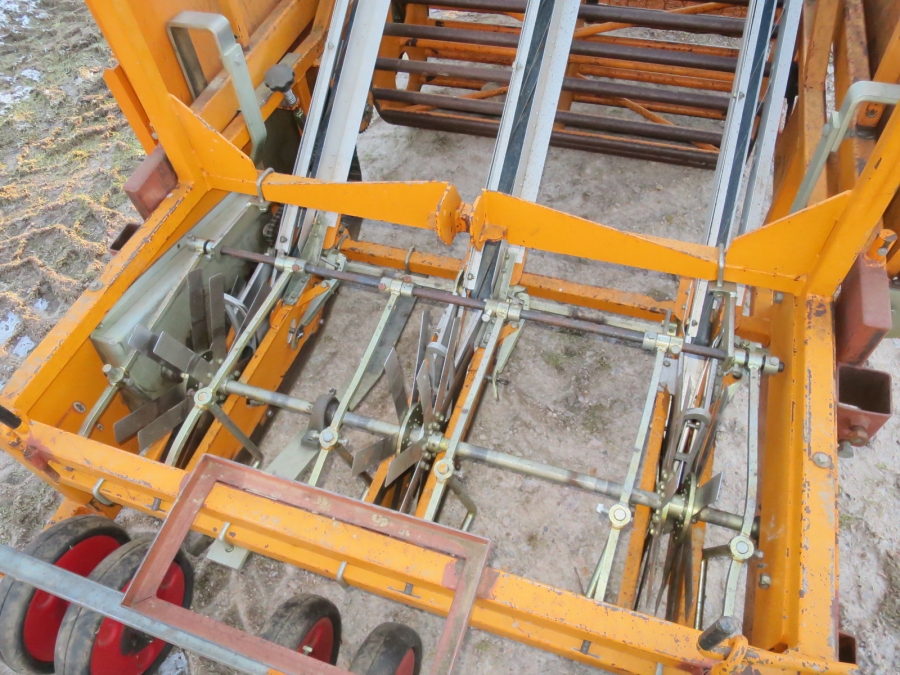 5133 Regero Pflanzmaschine 3 Reihen