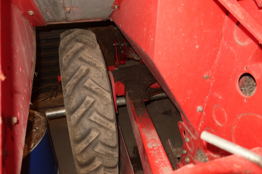 5136 Grimme GL32B Legemaschine Kartoffelleger