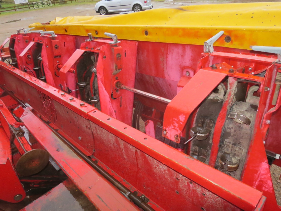 5149 Kverneland Underhaug UN 3200 Kartoffel Legemaschine