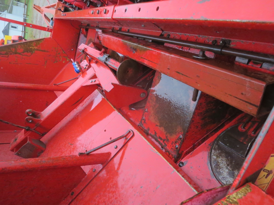 5149 Kverneland Underhaug UN 3200 Kartoffel Legemaschine