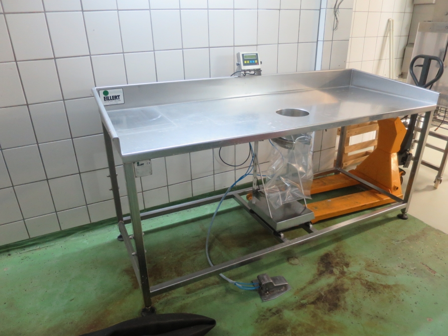 5168 Eiller packaging table