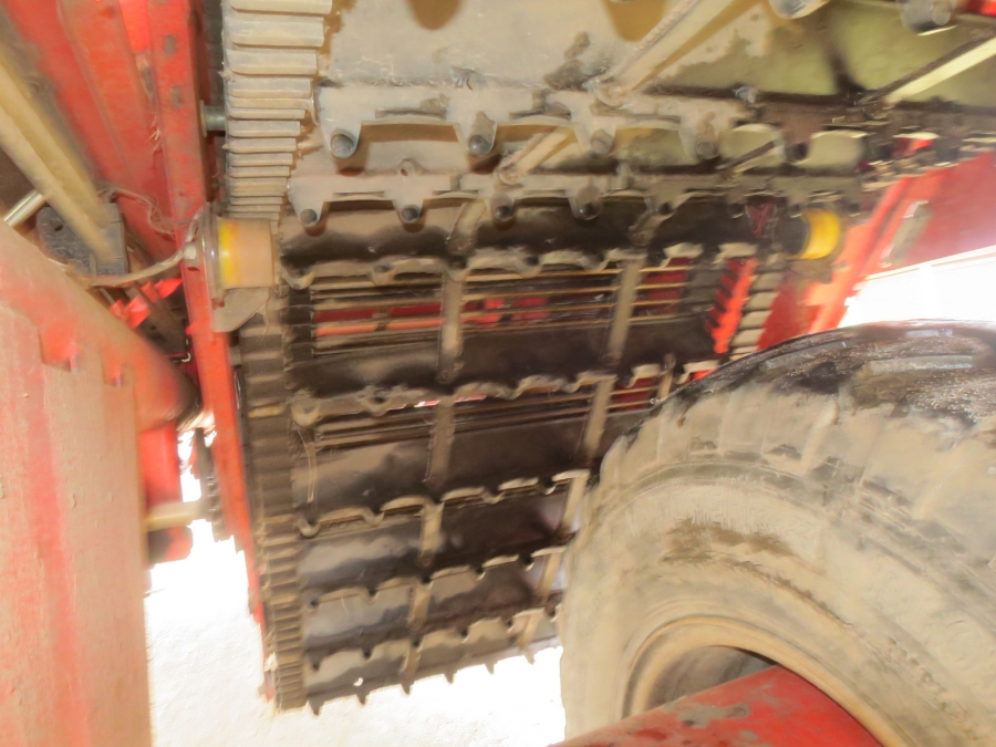 5169 Grimme SE75-40 potato harvester