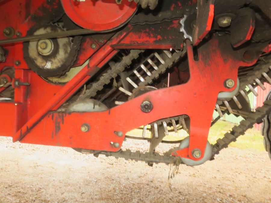 5169 Grimme SE75-40 potato harvester