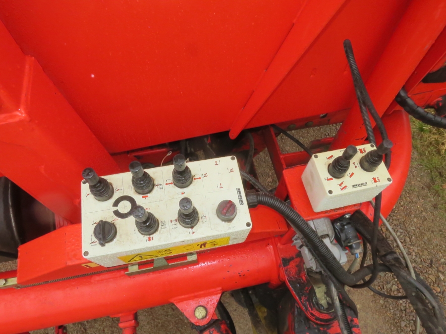 5169 Grimme SE75-40 potato harvester