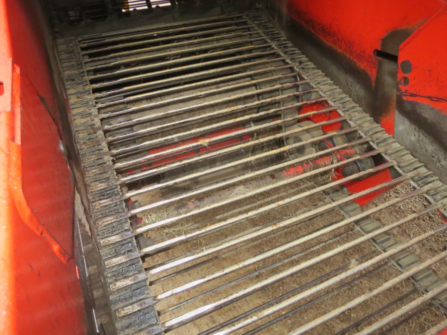 5169 Grimme SE75-40 potato harvester