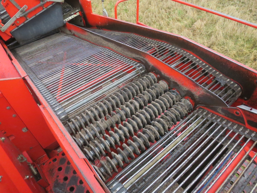 5169 Grimme SE75-40 potato harvester