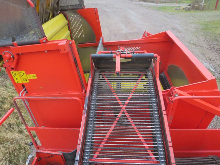 5169 Grimme SE75-40 potato harvester