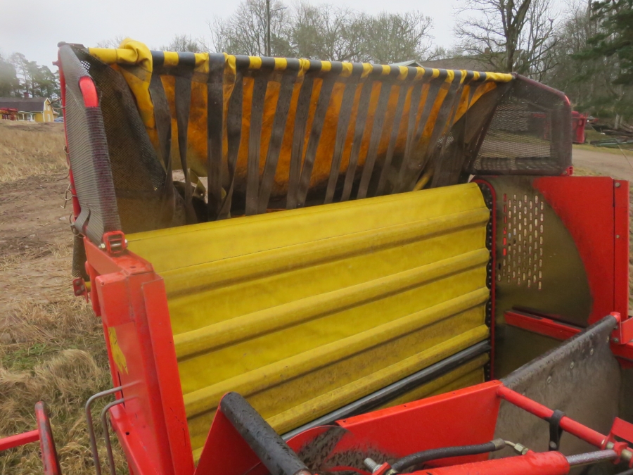 5169 Grimme SE75-40 potato harvester