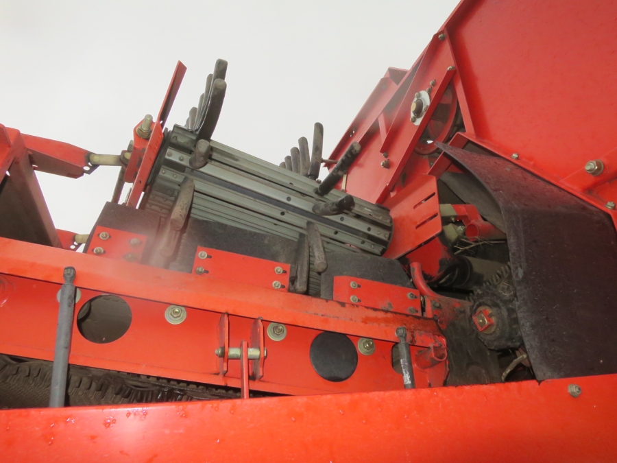 5169 Grimme SE75-40 potato harvester
