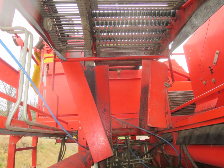 5169 Grimme SE75-40 potato harvester