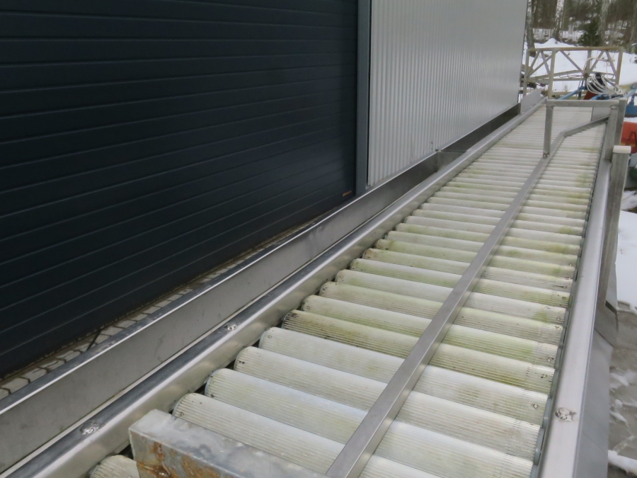 5170 RMT roller table in stainless steel