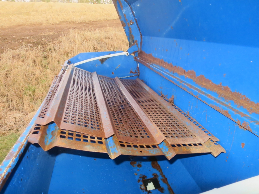 5186 Bartschi Fobro bed cultivator