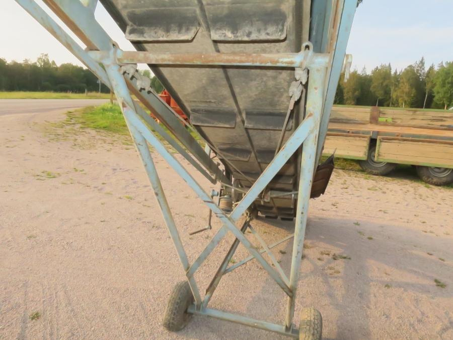 5196 Sparman elevator