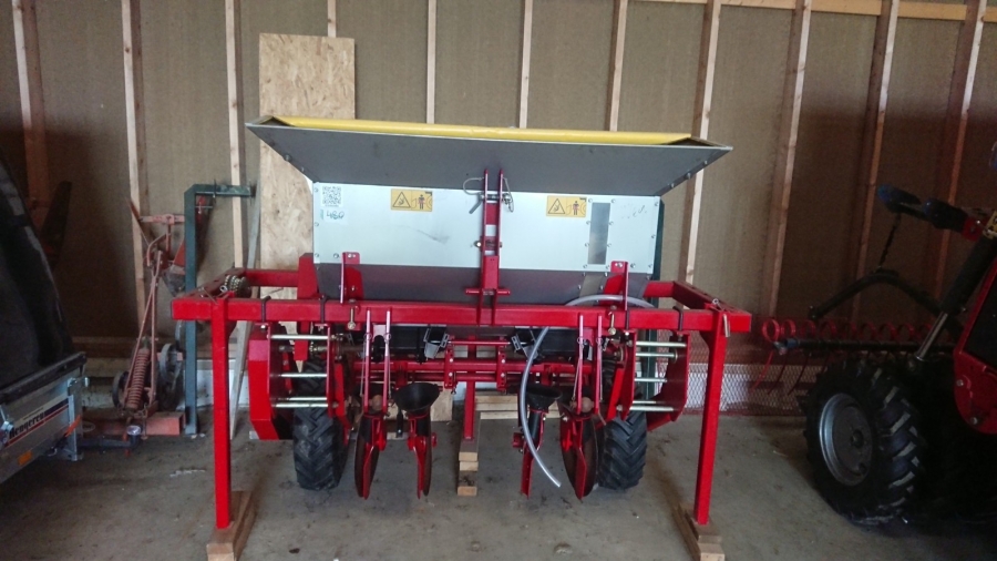 5203 Grimme FA200 Düngerstreuer
