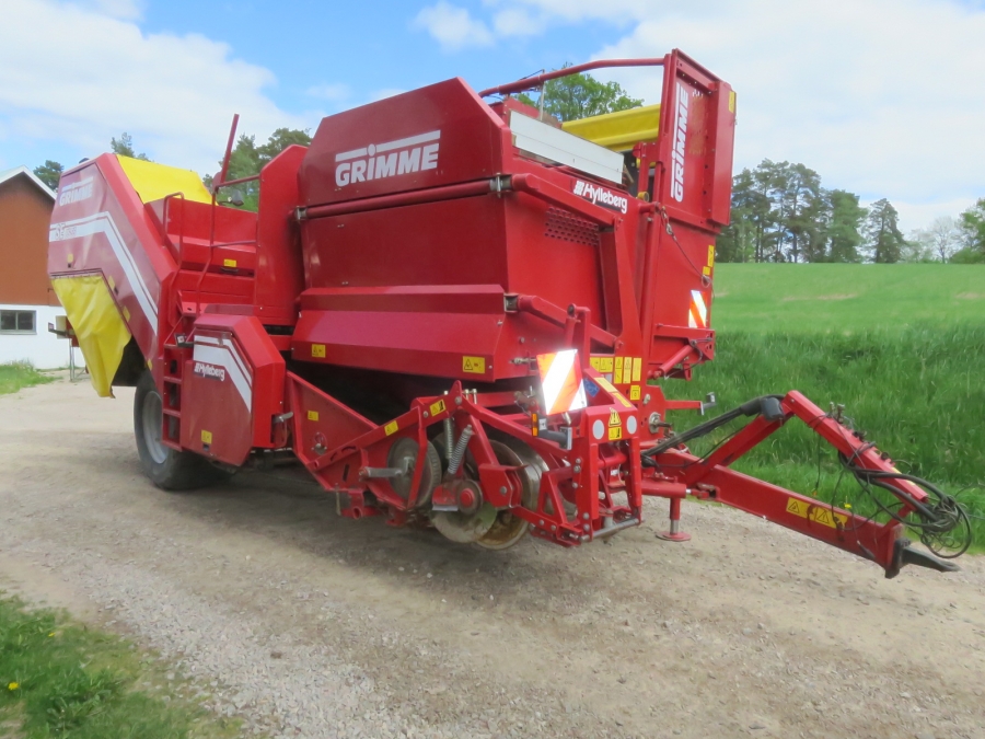 5204 Grimme SE85-55 potato harvester