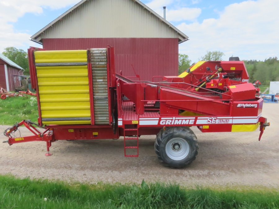 5204 Grimme SE85-55 potato harvester