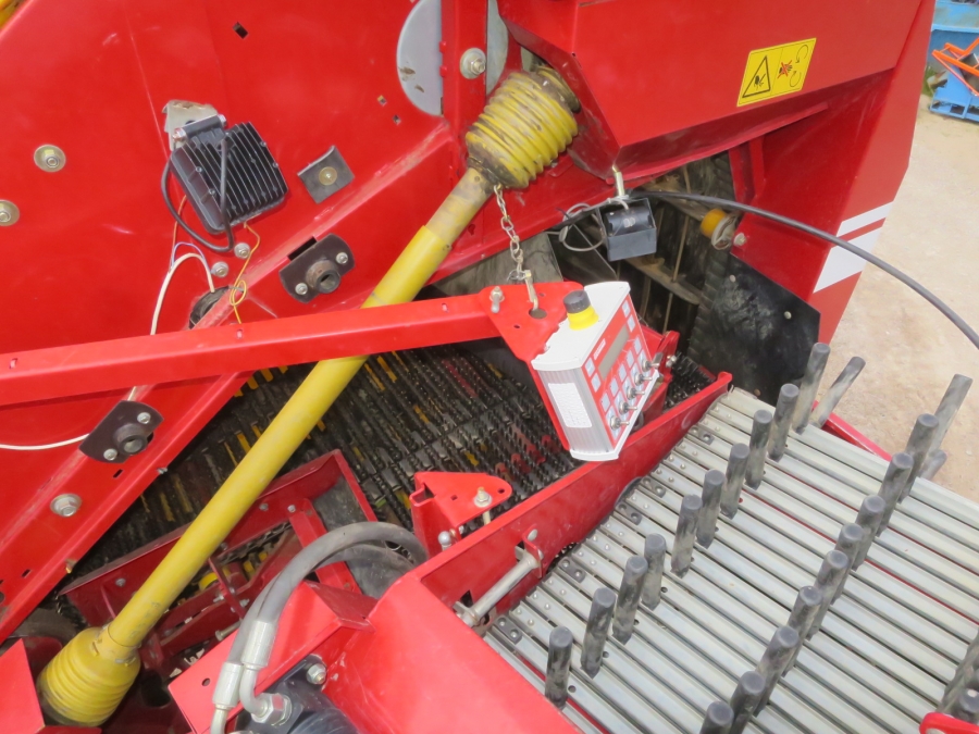 5204 Grimme SE85-55 potato harvester