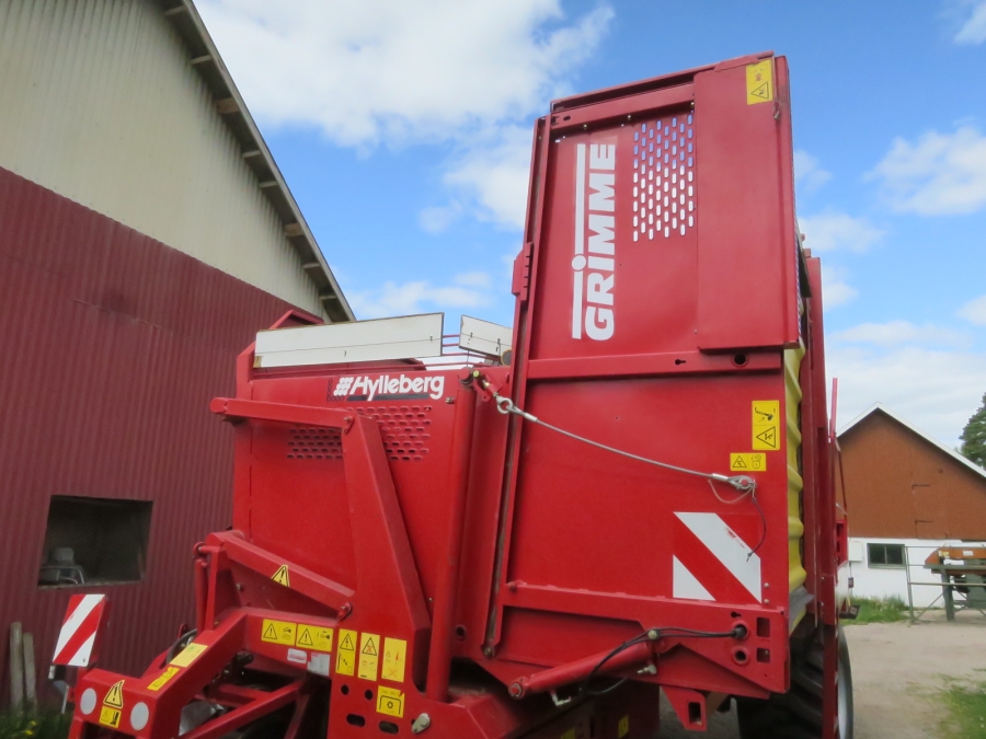 5204 Grimme SE85-55 potato harvester