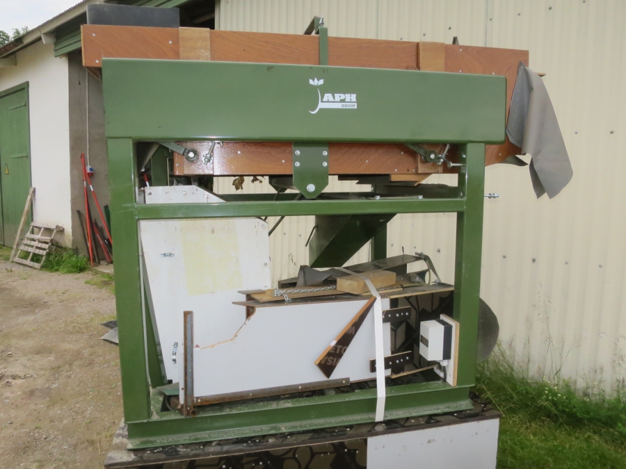 5240 Schouten onion grader / potato sorter