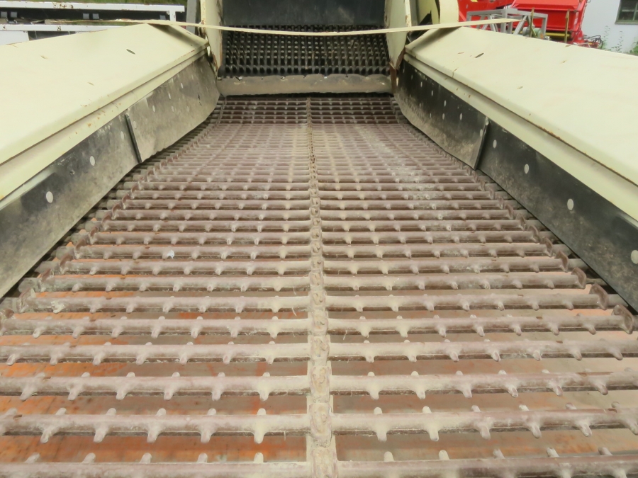 5257 Fortschritt webgrader with hedgehog belt