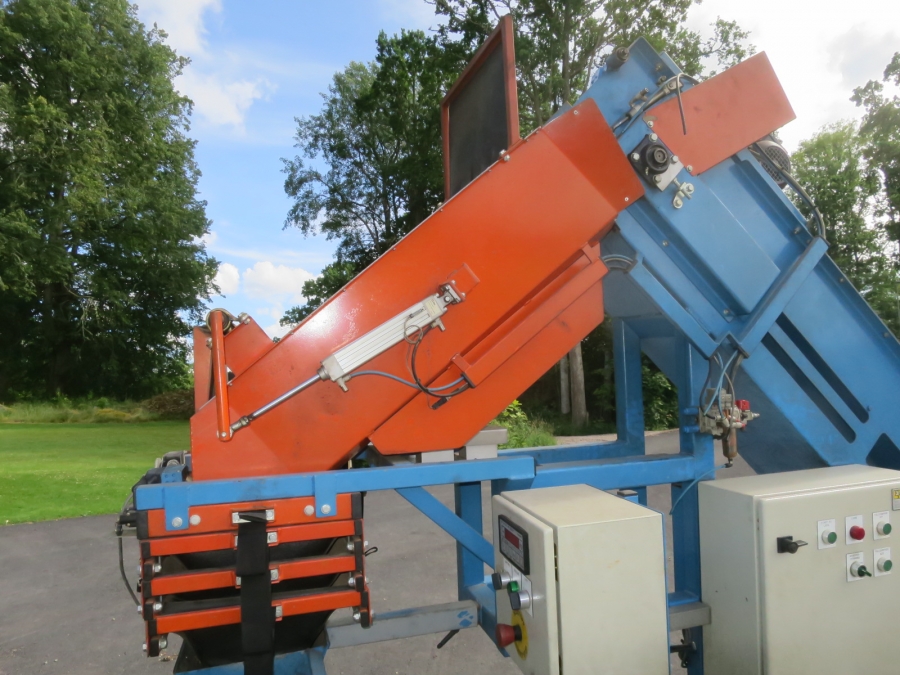 5259 EMVE automatic weigher for carrots, potatoes etc