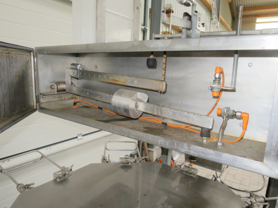 5275 RMT Rotierende Waage 8 Stationen