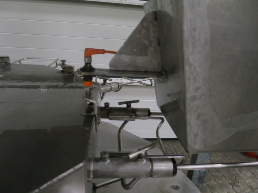 5275 RMT Rotierende Waage 8 Stationen