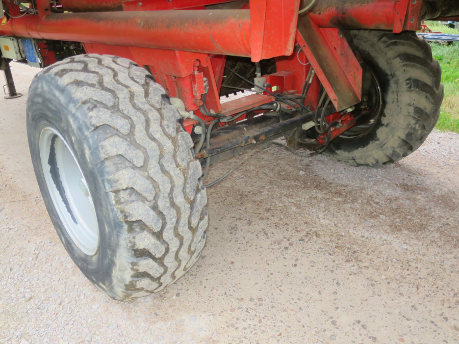 5276 Grimme SE75-30 potato harvester