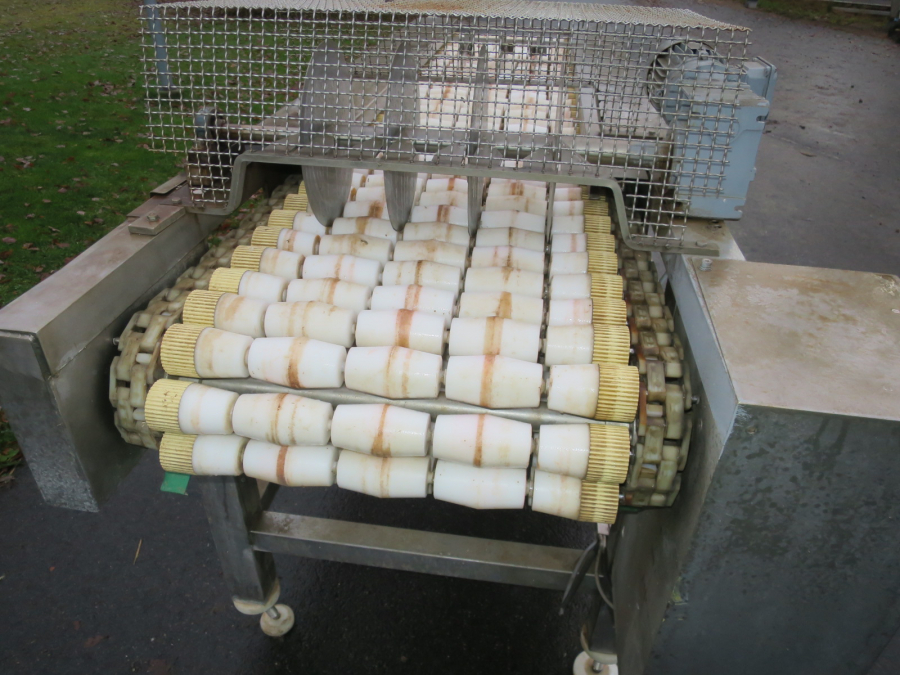 5292 Dornow potato halving machine for potato