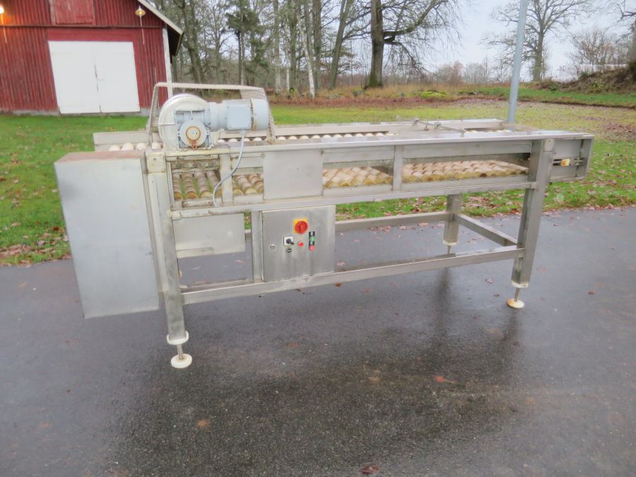 5292 Dornow potato halving machine for potato