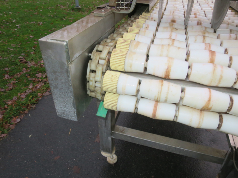 5292 Dornow potato halving machine for potato
