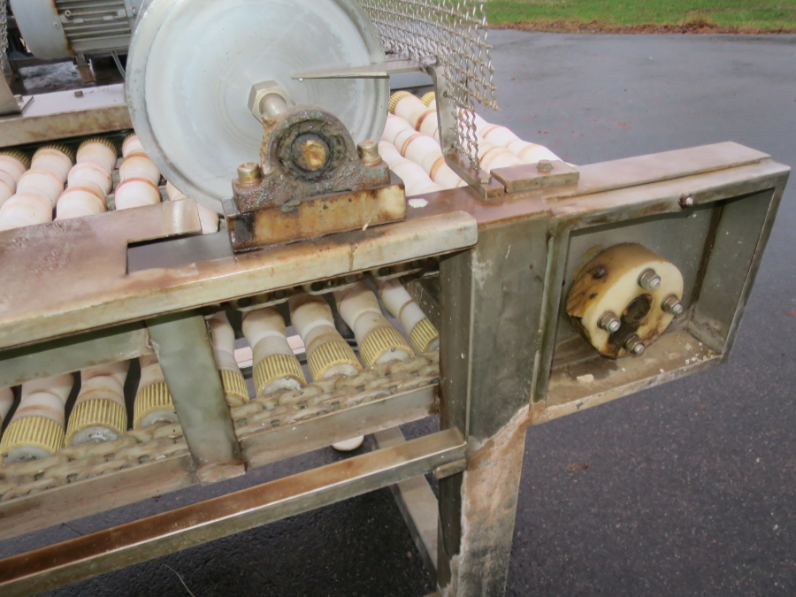 5292 Dornow potato halving machine for potato