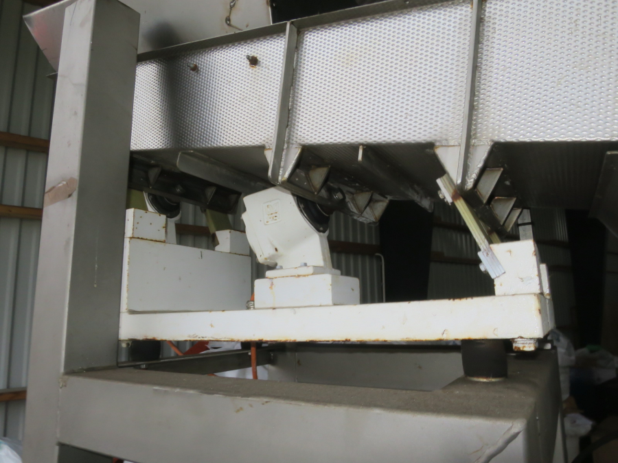 5304 Atoma 200 weigher for processed products etc