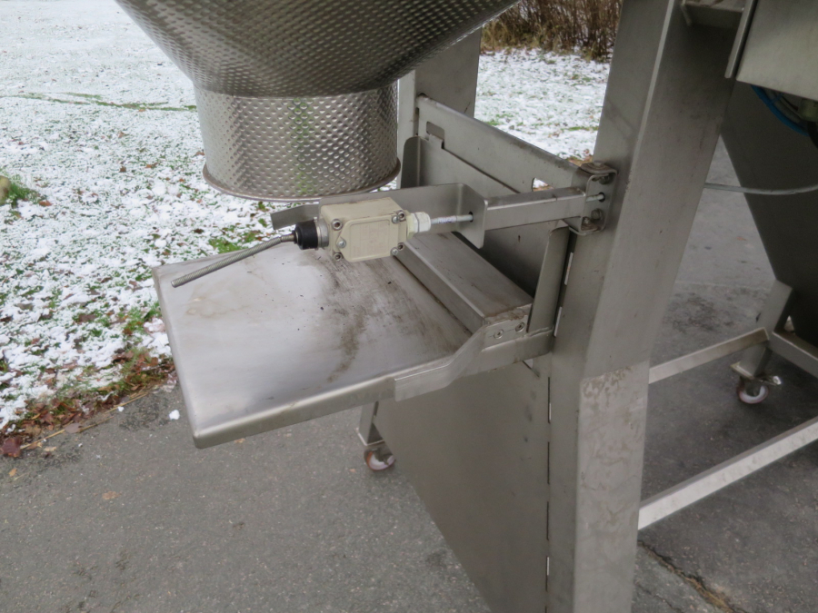 5306 Sormac AFW-40 weighing machine 