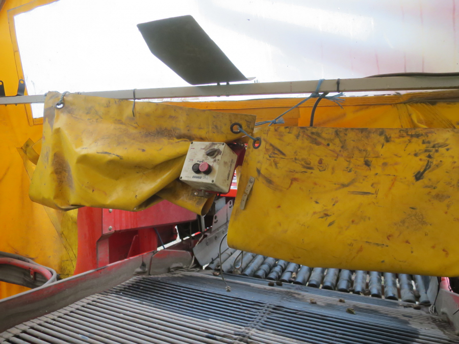 5314 Grimme DL1500 Kartoffelroder 2 Reihe