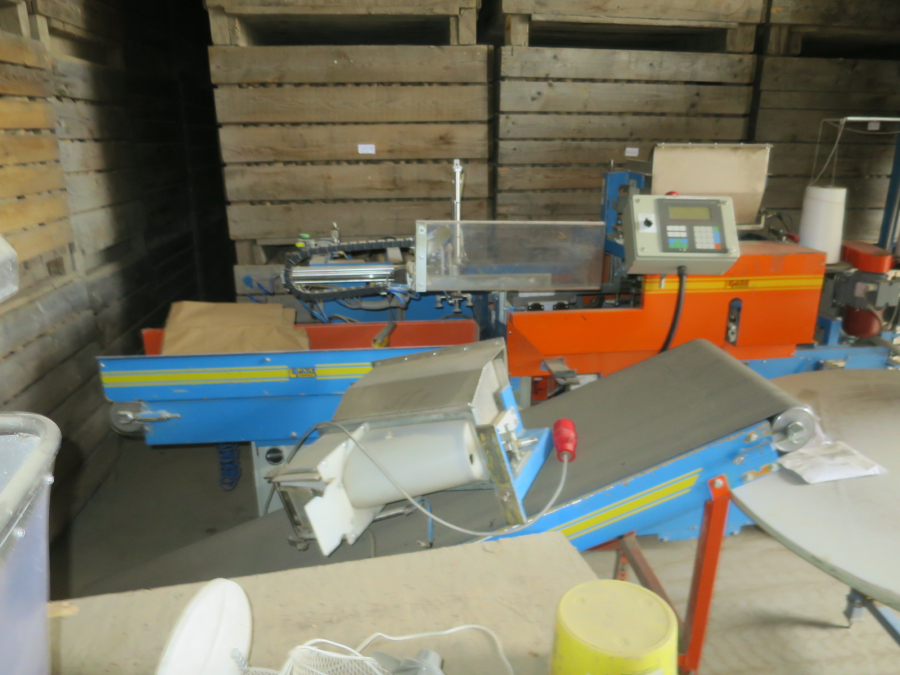 5325 EMVE Verpackungsmaschine mit Doppelwaage