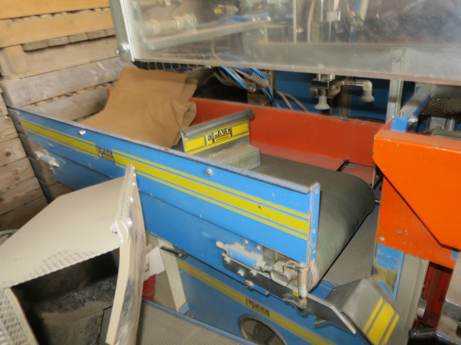 5325 EMVE Verpackungsmaschine mit Doppelwaage