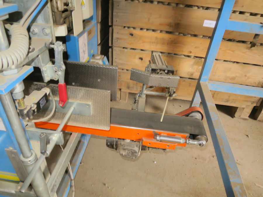 5325 EMVE Verpackungsmaschine mit Doppelwaage