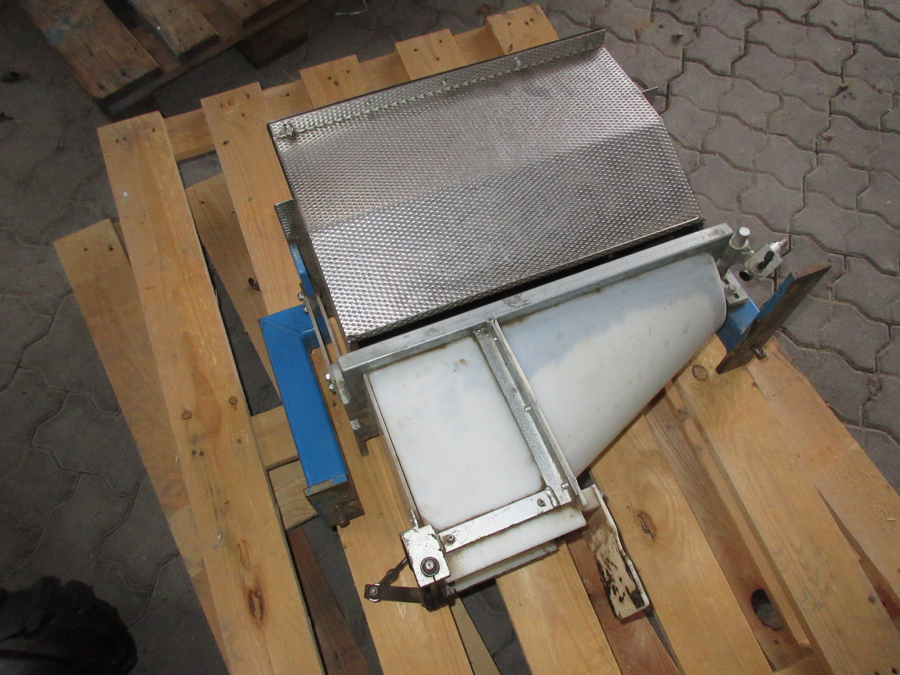 5325 EMVE Verpackungsmaschine mit Doppelwaage