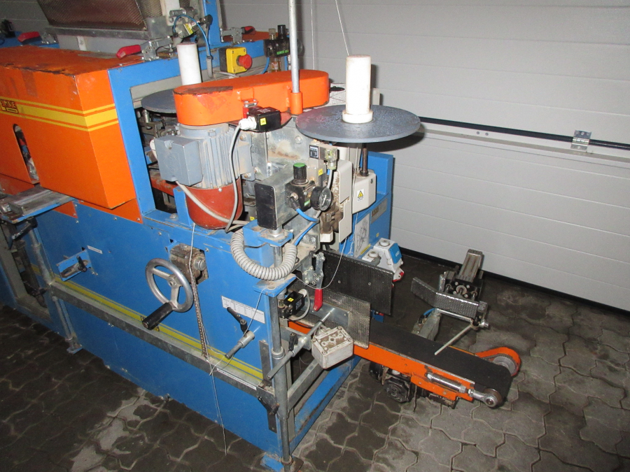 5325 EMVE Verpackungsmaschine mit Doppelwaage