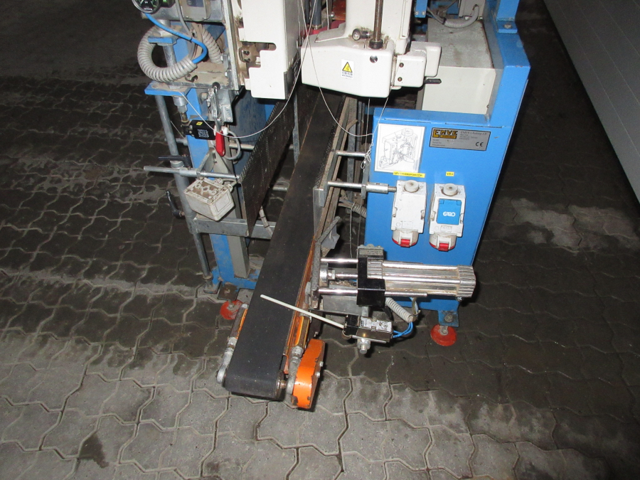 5325 EMVE Verpackungsmaschine mit Doppelwaage