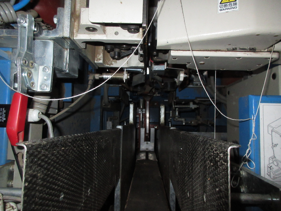 5325 EMVE Verpackungsmaschine mit Doppelwaage