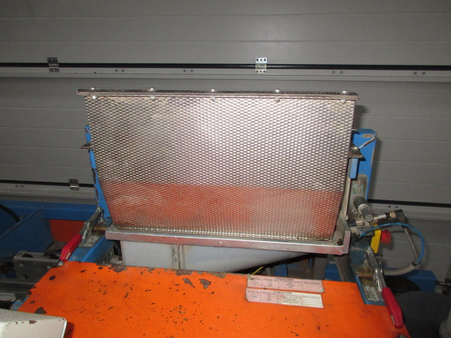 5325 EMVE Verpackungsmaschine mit Doppelwaage