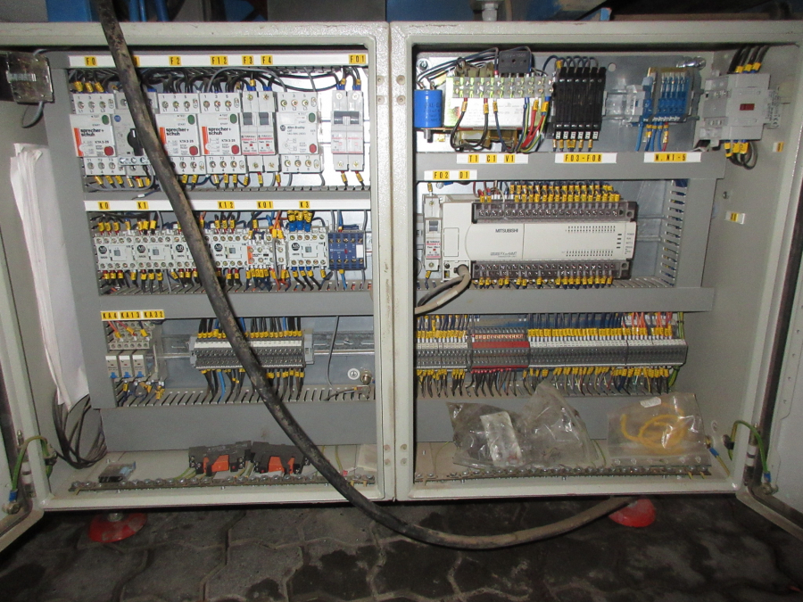 5325 EMVE Verpackungsmaschine mit Doppelwaage