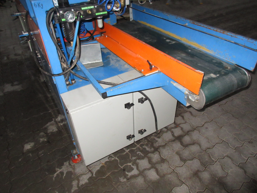 5325 EMVE Verpackungsmaschine mit Doppelwaage
