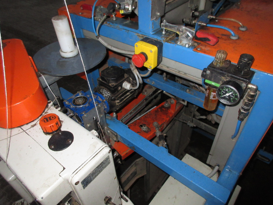 5325 EMVE Verpackungsmaschine mit Doppelwaage