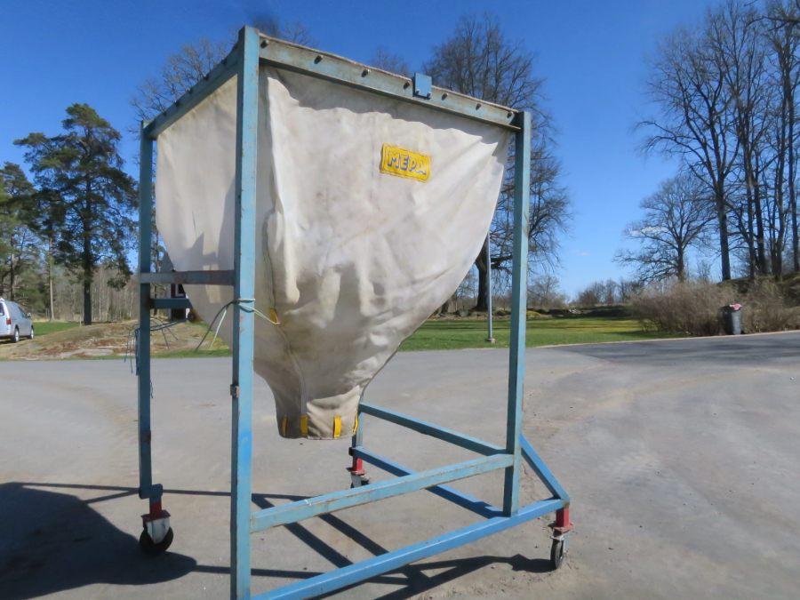 5367 Kartoffelbunker 1600x1600 mm