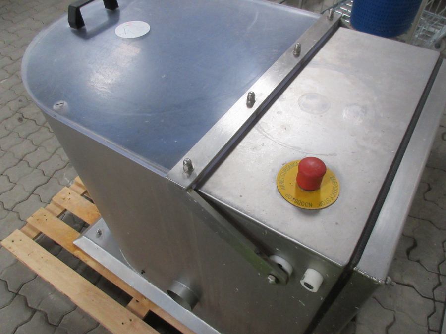 5395 Eillert CH-I-N spinner for leafy vegetables